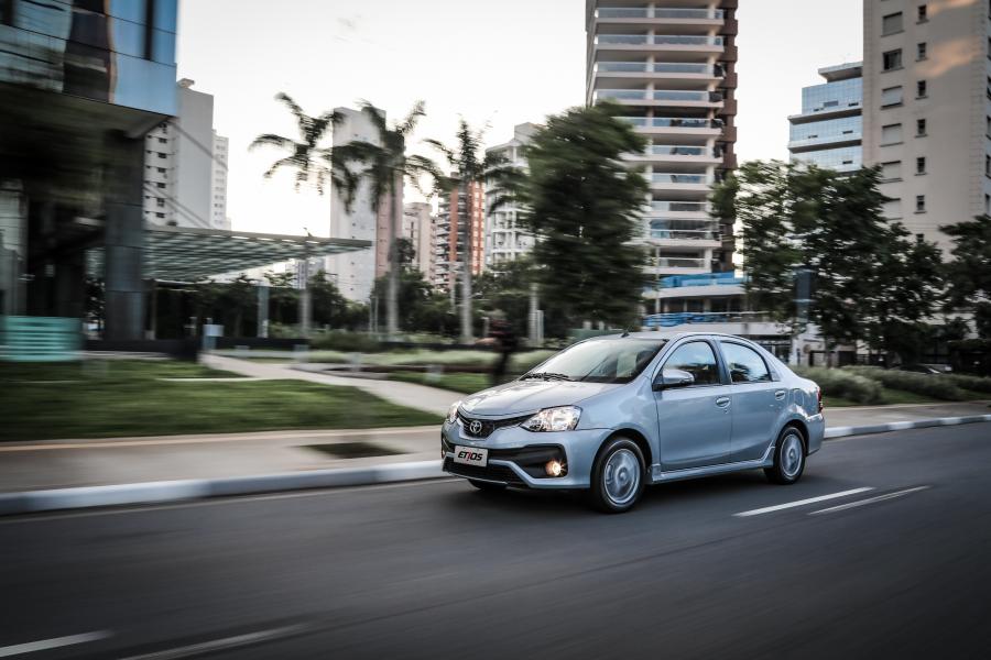  Toyota Etios Sedan 2016 года  (LA) (фото 3 из 7)